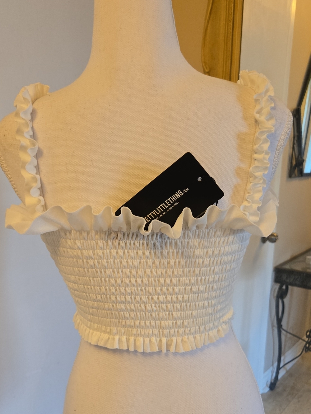 NWT PrettyLittleThing White Shirred Bandeau Top M/L - Picture 3 of 8